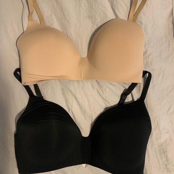 2 Victoria secret bras 34 DDD - Picture 2 of 5
